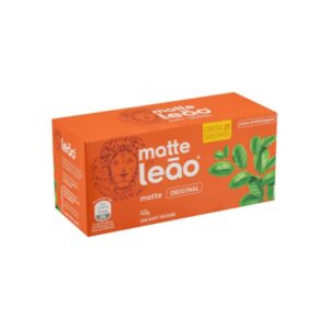 Chá Matte Leão Natural granel com 25 sachês CHÁ DE ERVA MATE NATURAL TOSTADA – (Ilex paraguariensis, St. Hil.): É um produto beneficiado através de folhas de erva mate tostadas e moídas (100% Folhas de erva mate moídas), selecionadas por peneiração. Matte Leão tem sabor de Brasil. É preparado a partir das folhas da erva-mate, planta nativa, especialmente selecionadas e tostadas para resultar em uma bebida revigorante, saborosa, de característica única e inigualável. Matte Leão, o autêntico sabor do mate, conecta você às raízes do Brasil. Durante todas as estações do ano, tomar chá costuma ser um delicioso costume - seja ele pronto, quente ou frio. Pensando em atender aos mais variados gostos, a Leão desenvolveu diversos produtos que vão trazer muito sabor e requinte ao seu paladar.